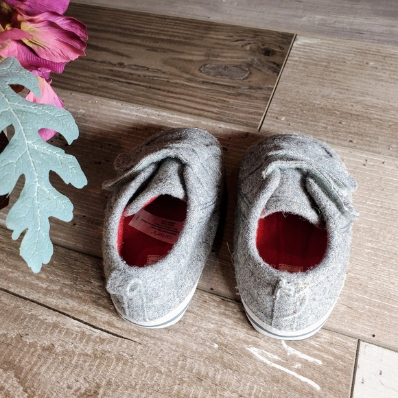 Carter's Baby Boy Size 6-9 Months Gray Multi-Strap Sneakers - Picture 8 of 11